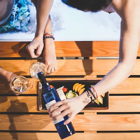 أجنحة ماركيز - للبالغين فقط فندق