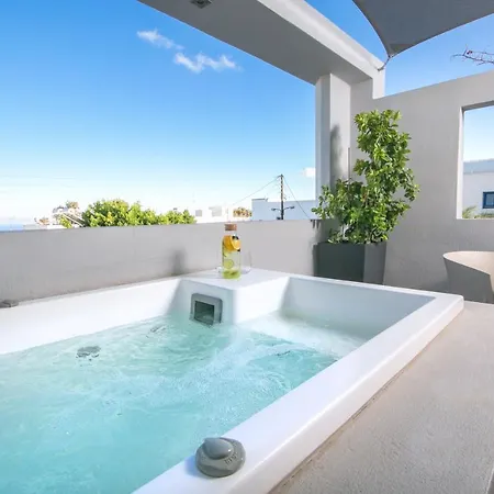 أجنحة ماركيز - للبالغين فقط فندق