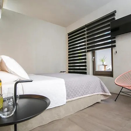 أجنحة ماركيز - للبالغين فقط فندق 5*