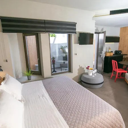 أجنحة ماركيز - للبالغين فقط فندق ثيرا