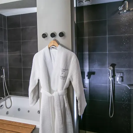 Marquise - Adults Only 5*