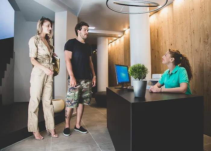 酒店 马基斯套房酒店（仅限成人入住）