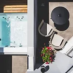 马基斯套房酒店（仅限成人入住） 5*