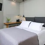 马基斯套房酒店（仅限成人入住） 5*