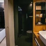 马基斯套房酒店（仅限成人入住） 5*