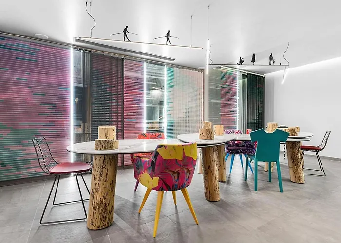 Marquise - Adults Only Hotel Fira (Santorini)