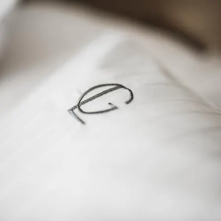أجنحة ماركيز - للبالغين فقط فندق 5*