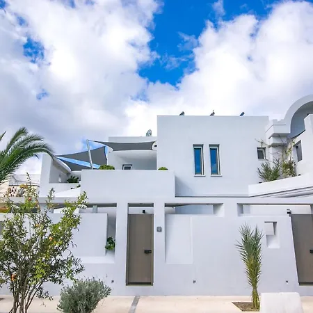 Marquise - Adults Only 5* Fira (Santorini)